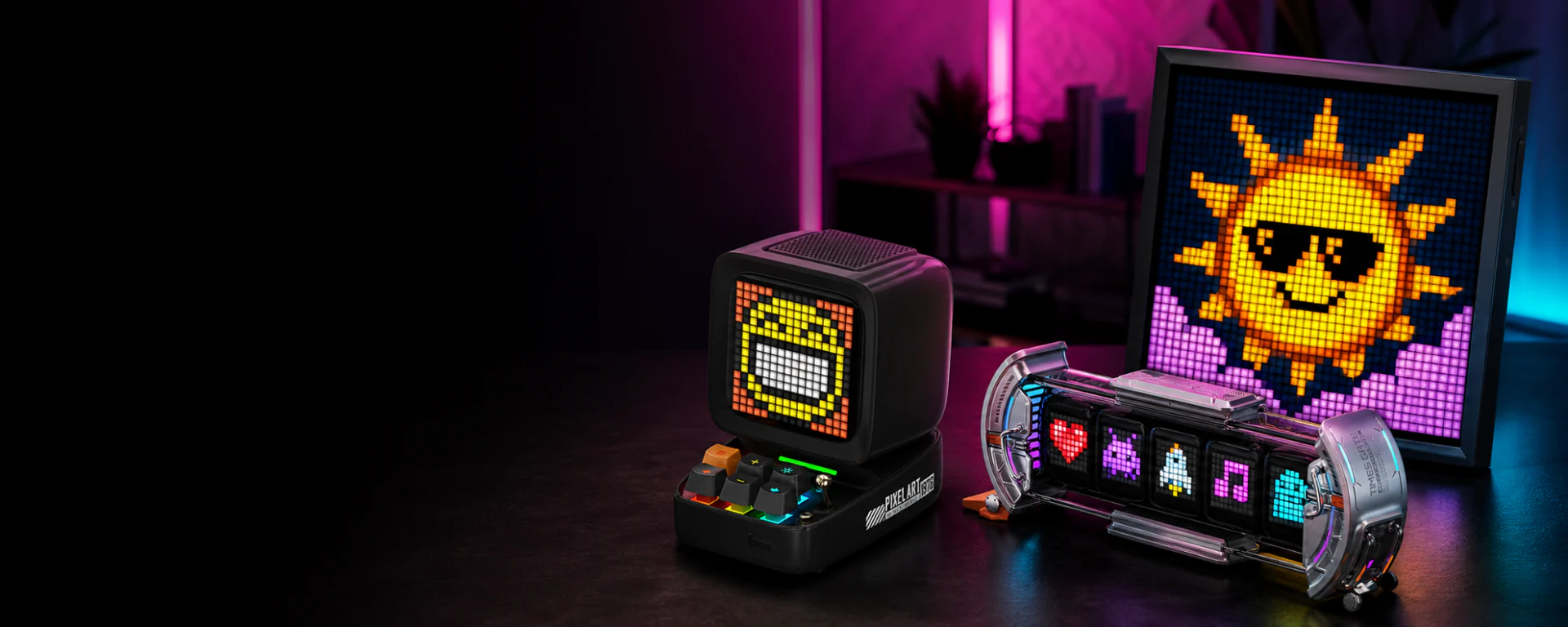 Пиксельные гаджеты Divoom Ditoo Pro, Times Gate и Pixoo в неоновом сетапе
